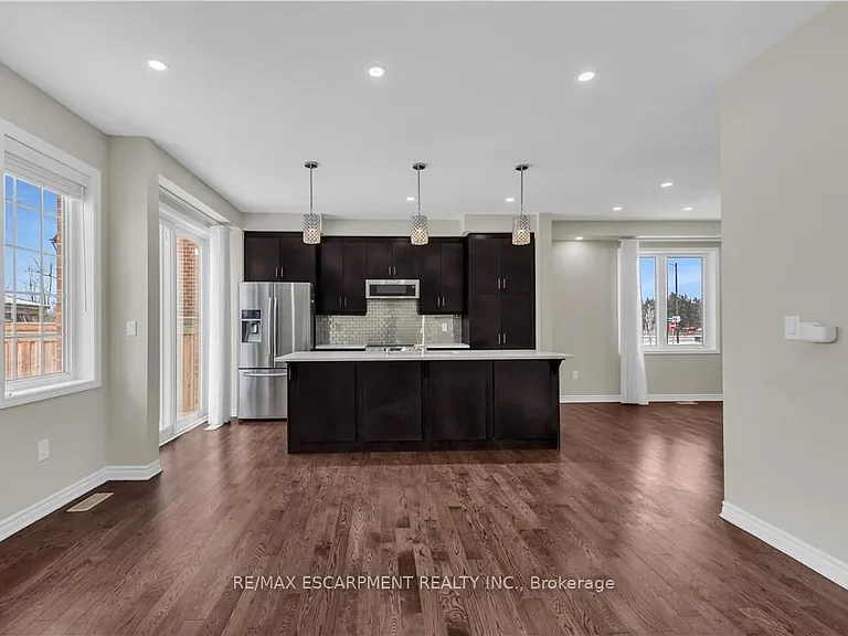 75 Forest Ridge Ave — Photo 17