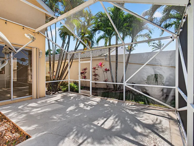 7848 Travlers Tree Dr — Photo 46