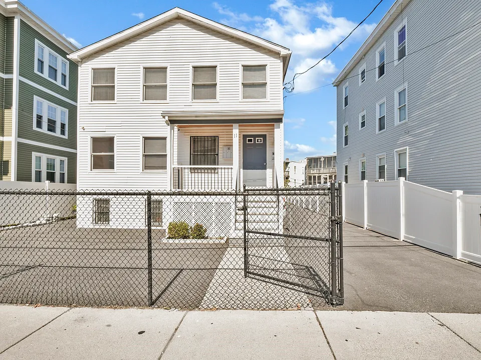 11 Greendale Rd #2