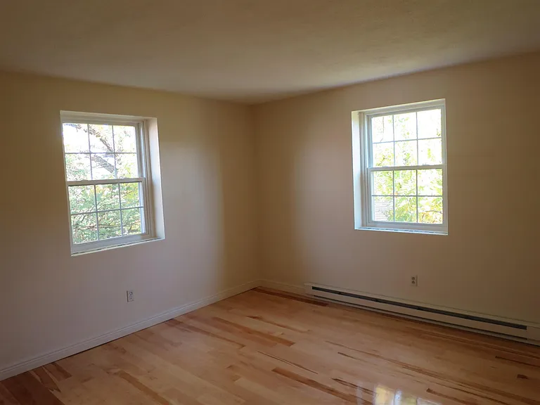 21 Franklin St — Photo 8