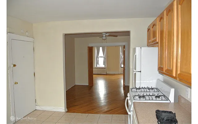 Rented by Douglas Elliman | media 36