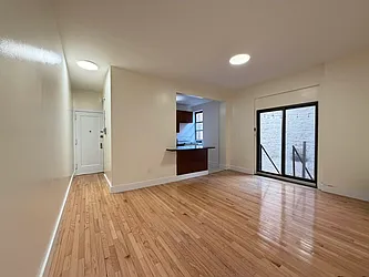 1040 Park Place, #5A