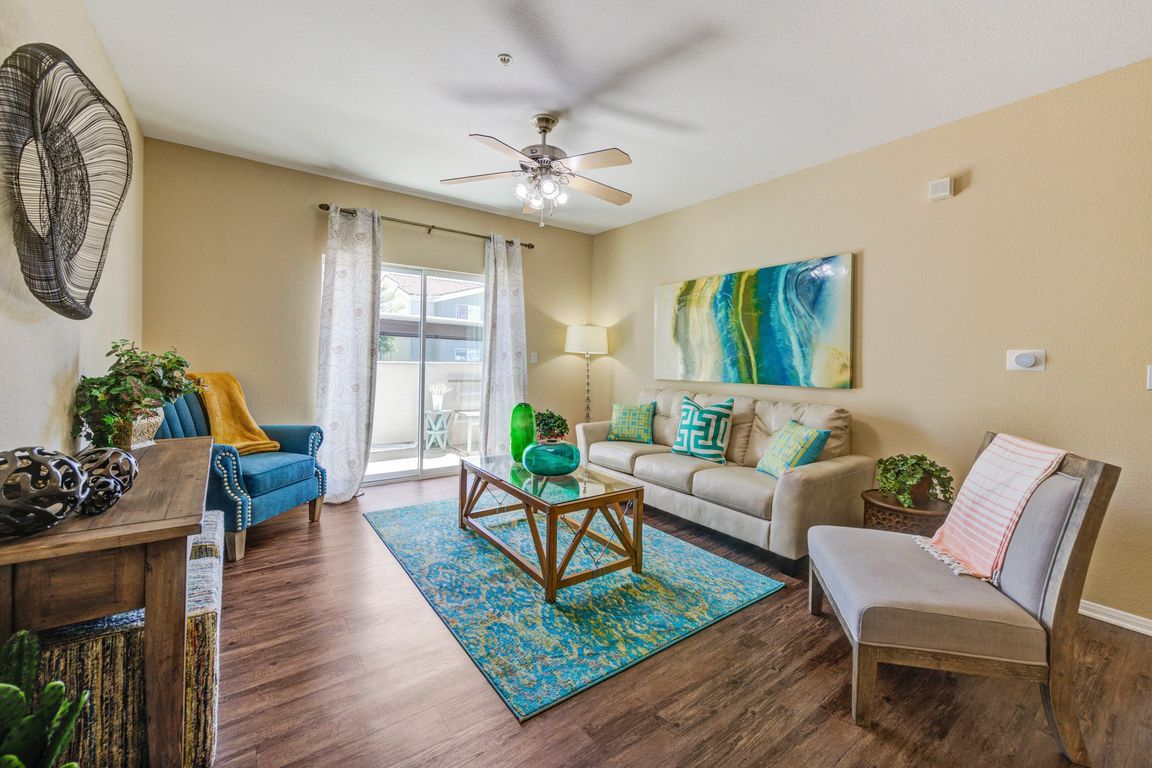 Model Living Room