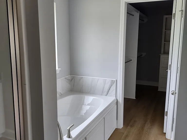 599 Westfield Dr — Photo 22