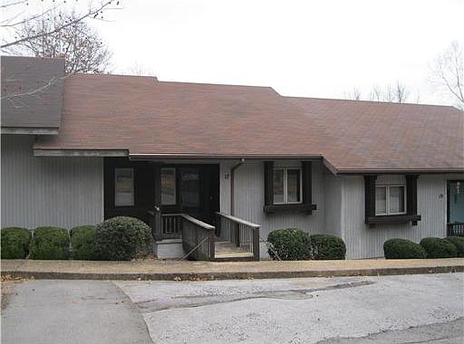 1st image of 17 Lunsford Ln