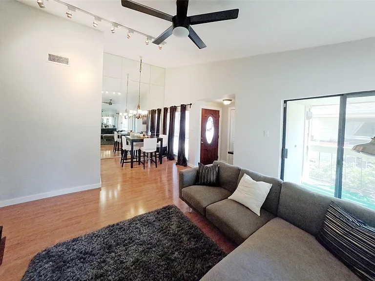 1881 Bering Dr #6 — Photo 21
