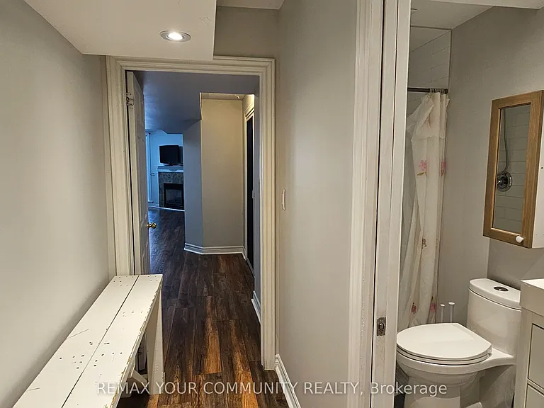 46 Courtland Cres #BASEMENT — Photo 14