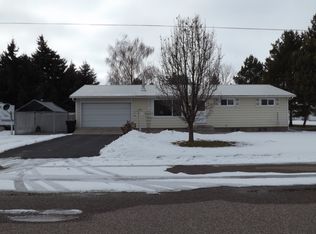 356 Valdez St, American Falls, ID 83211