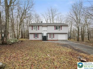 8440 Bear Trail Dr, Tobyhanna, PA