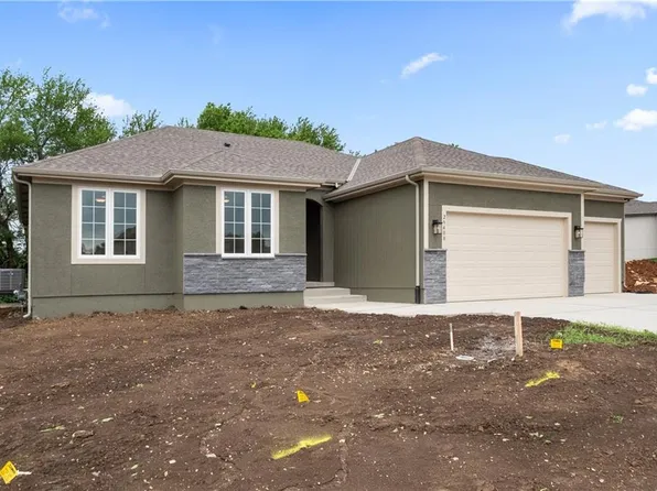 25316 W 148th St, Olathe, KS 66061