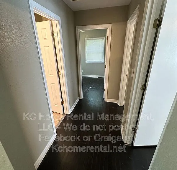 5903 E 149th St — Photo 11