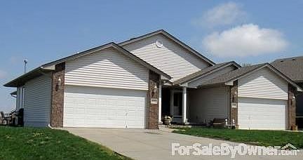 3rd image of 15132 Normandy Blvd