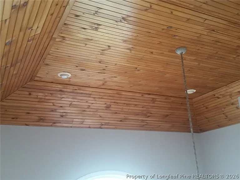 866 Loblolly Dr — Photo 8