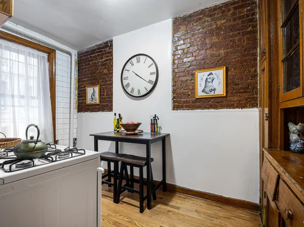 527 West 143rd Street image 3 of 6