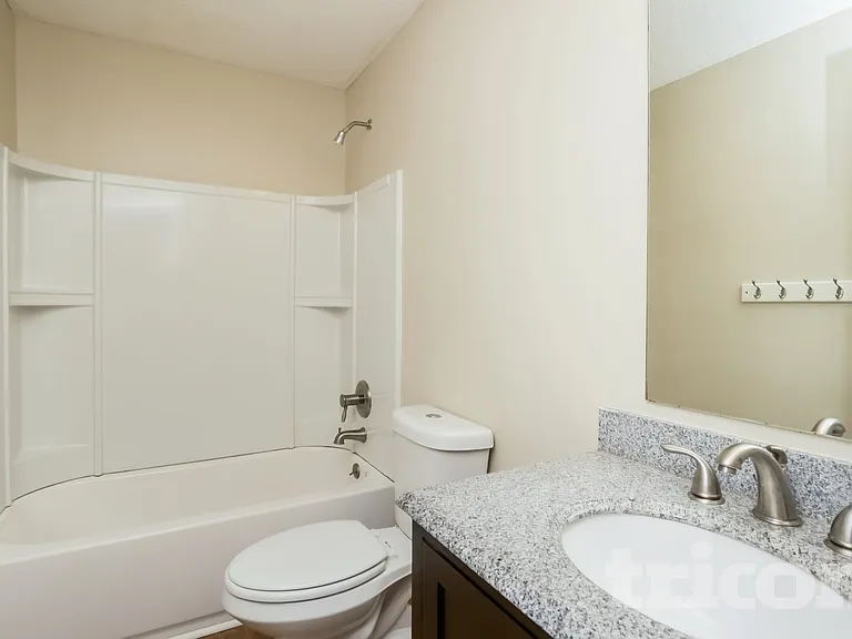 52 Spencer Ct — Photo 12