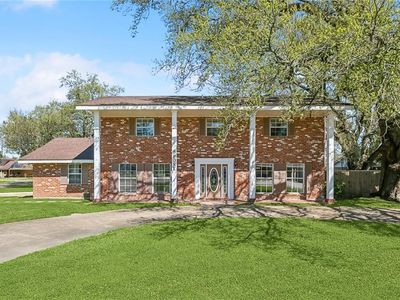 8 Pony Ln, Saint Rose, LA, 70087