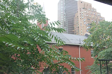 Rented by New York Manhattan Real Estate Incorporated