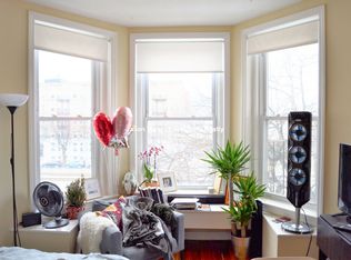 1118 Commonwealth Ave APT 3, Allston, MA 02134