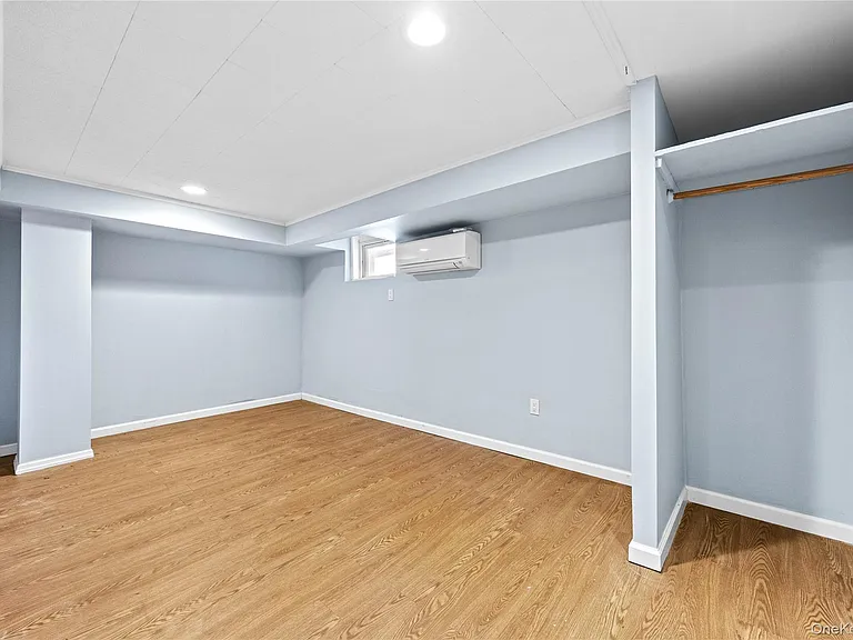 44 Bruce Ln — Photo 28