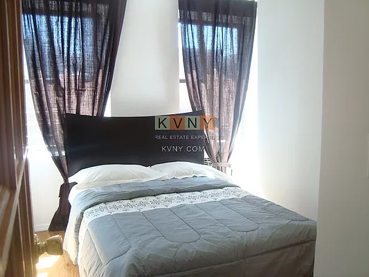 Rented by KVNY Soho | media 50