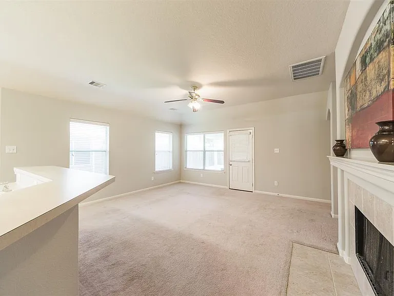 9934 Barr Lake Dr — Photo 6