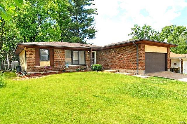 1st image of 4625 Villa Knoll Dr