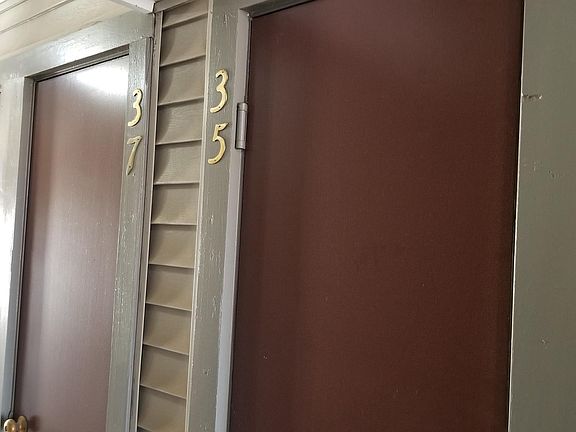 5th image of 5604 Willoughby Newton Dr Unit 35