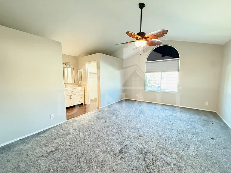 1114 S Surfside Dr — Photo 11