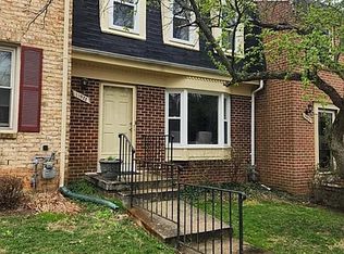 11922 Shagbark Dr, Rockville, MD 20852