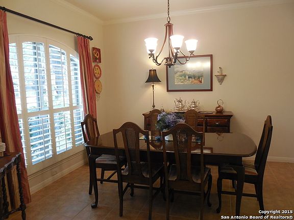 4th image of 1726 Continental Dr W