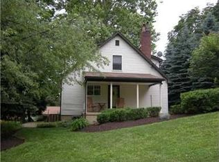 17 Rupert Ln, New Kensington, PA 15068