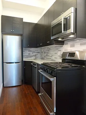 Rented by Bohemia Realty Group | media 17