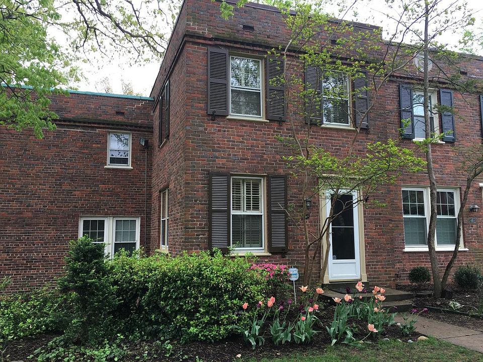 1st image of 1400 S Barton St APT 434