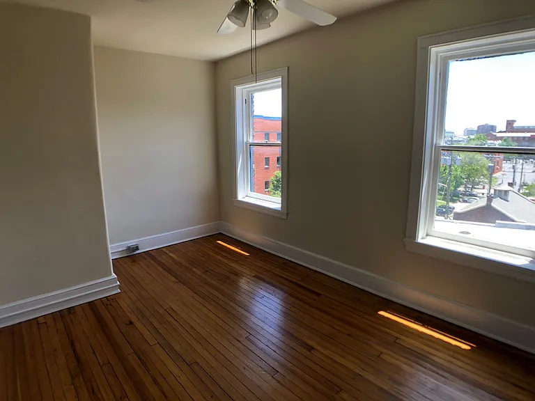 1631 Park Ave — Photo 14