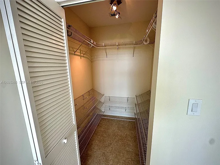 2525 SW 3rd Ave #705 — Photo 15