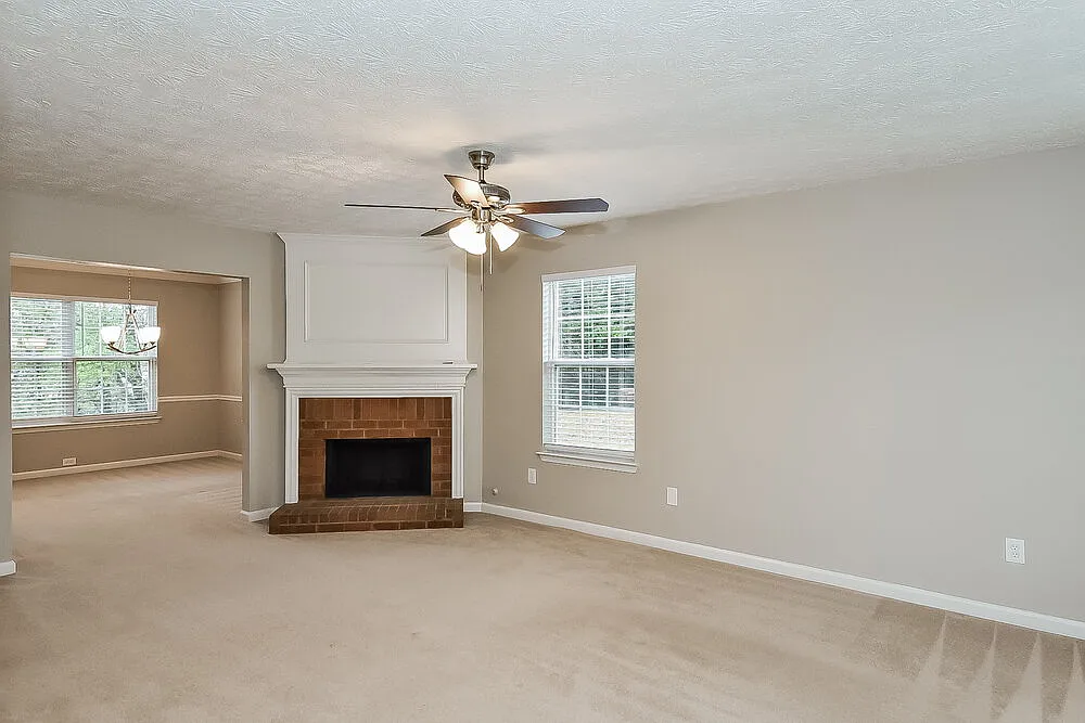 3 bed, 2.5 bath, 1980 sqft, $2,290 — Photo 4