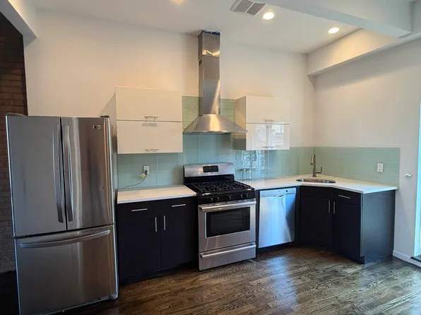 551 Lorimer Street image 1 of 16