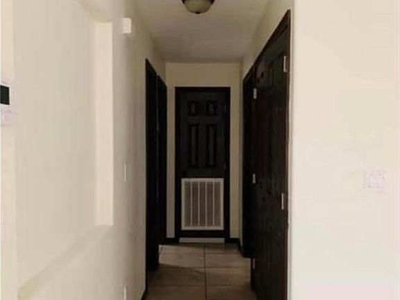 5th image of 3214 Luz Divina St