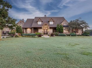 19555 S Memorial Dr, Mounds, OK 74047