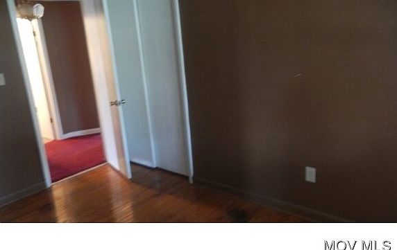 bedroom or dinning room