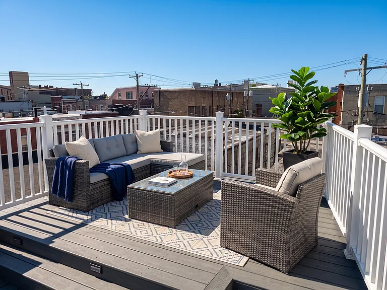1319 McKean St — Photo 3