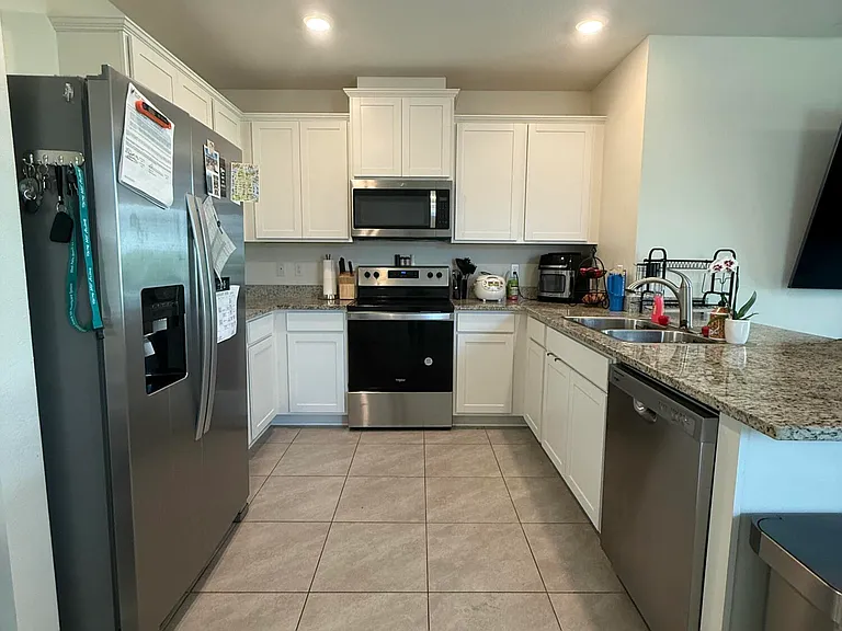 12251 SW Nettuno Way — Photo 9