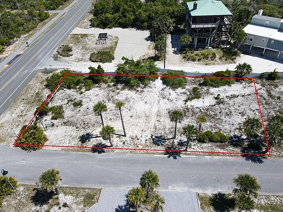 3rd image of 102 Barbados Dr