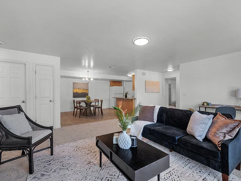 3531 E Rock Creek Rd #C7 — Photo 5