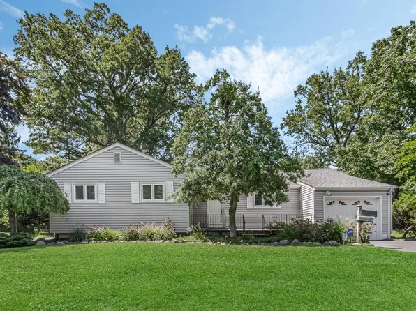 7 Park Lane, Nanuet, NY 10954