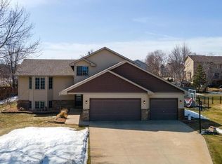 13517 Aspen Dr, Rogers, MN 55374