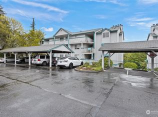 28610 16th Ave S APT 301, Federal Way, WA 98003