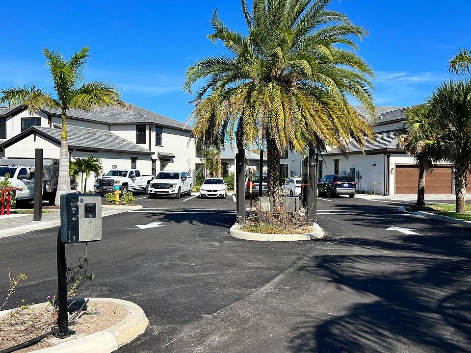 5687 N Honore Ave 412, Sarasota, FL 34243 Zillow