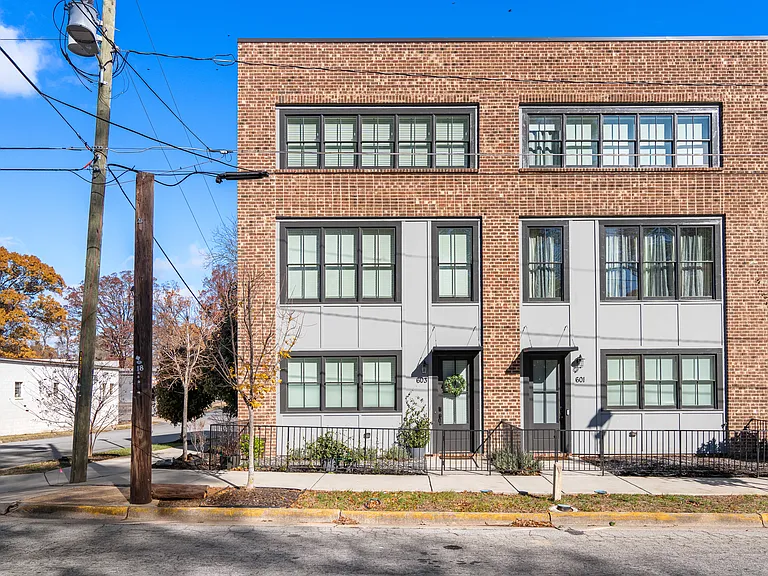 603 King Arnold St — Photo 49