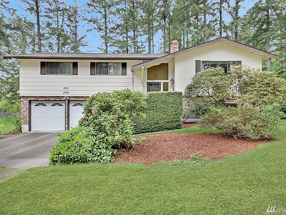 2nd image of 3715 159th Street Ct E